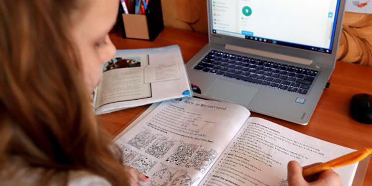 Colpedagogosh: No es cierto que dos millones de estudiantes no están recibiendo clases