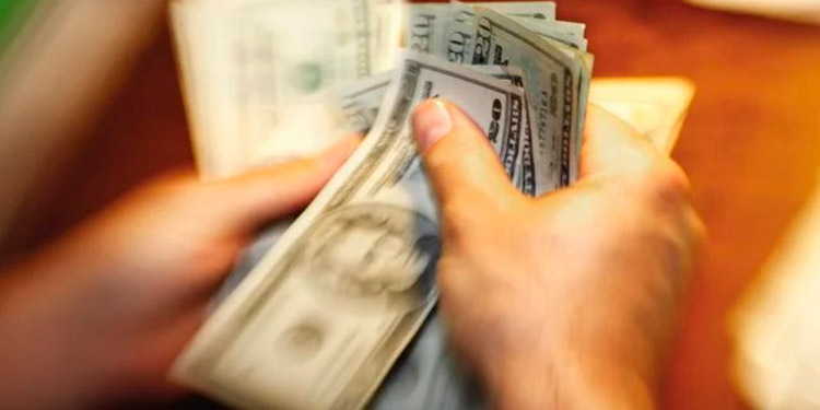 Remesas enviadas a Honduras crecen 3.9 % en 2020 pese a pandemia de COVID-19