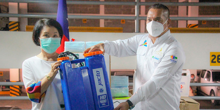 Taiwán dona equipo de protección y bioseguridad a MiAmbiente+