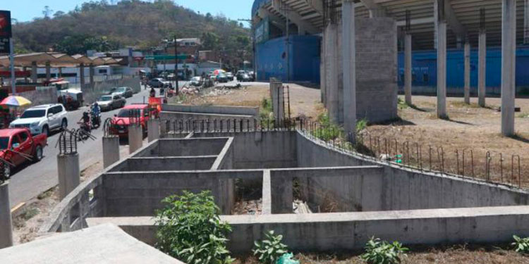 Retoman construcción de terminal del Trans-450