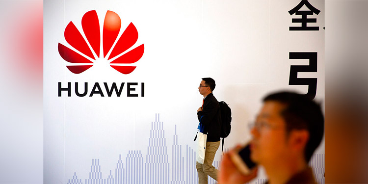 Huawei queda sin chips para celulares por sanciones de EEUU