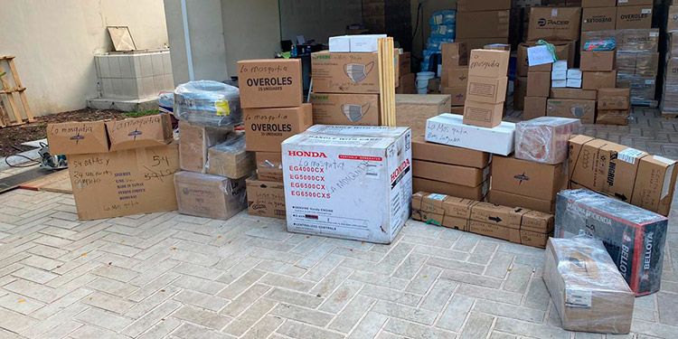 Maquiladores llevan ayuda a pobladores de la mosquitia
