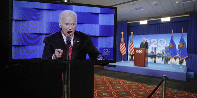 Biden pide el voto latino y asegura que Trump es un incompetente