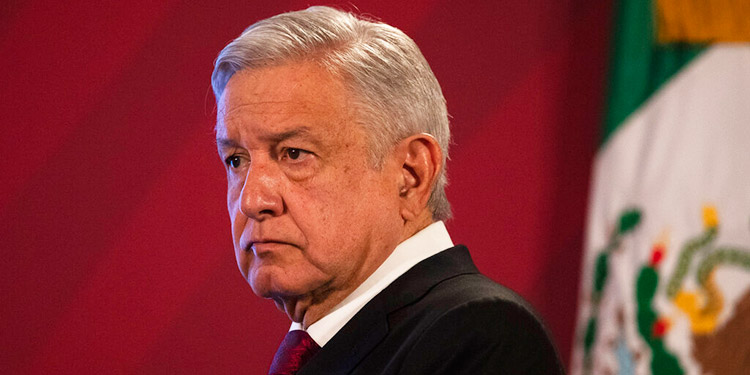 Dos años de López Obrador en México con muchos madrugones y pocos resultados