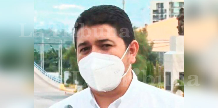 Josué Orellana: “la situación de los trabajadores de enfermería, no es nada alentador en esta pandemia”