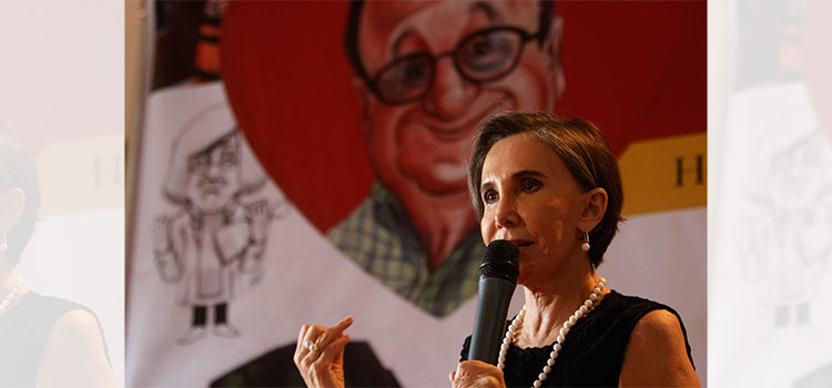 Familiares de Chespirito critican cancelación de emisión de sus programas