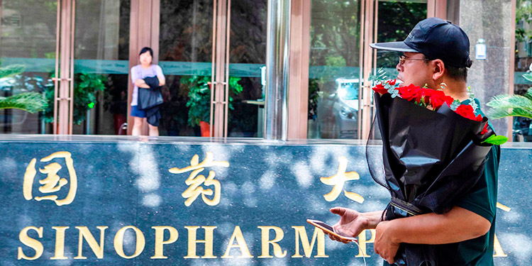 China acelera la carrera por la vacuna con ensayos en países en desarrollo
