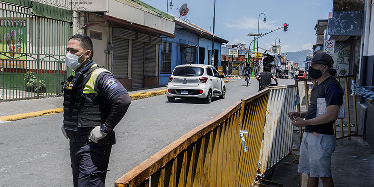 Costa Rica abre sus fronteras a más países ante cierre por pandemia