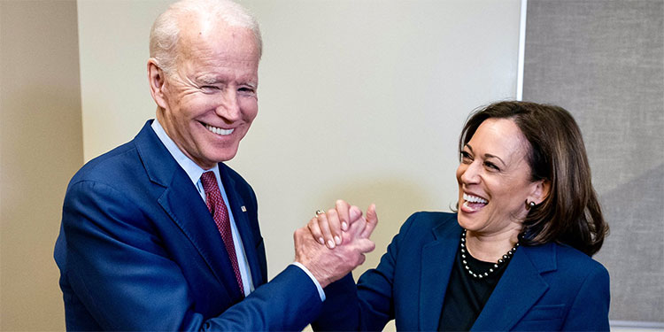 Biden celebra el paso hacia una "transferencia de poder pacífica"