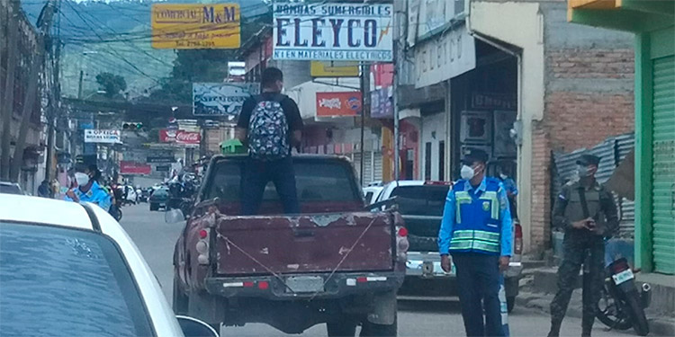 Malestar por cierre de calles céntricas sin control
