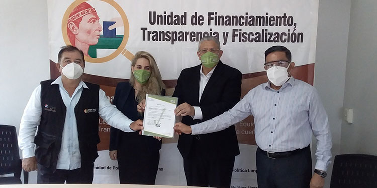 Nueva Ruta y Alianza Patriótica presentan informe financiero ante Unidad de Política Limpia