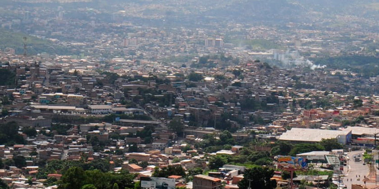 Pese a tormentas 70 colonias están sin agua potable