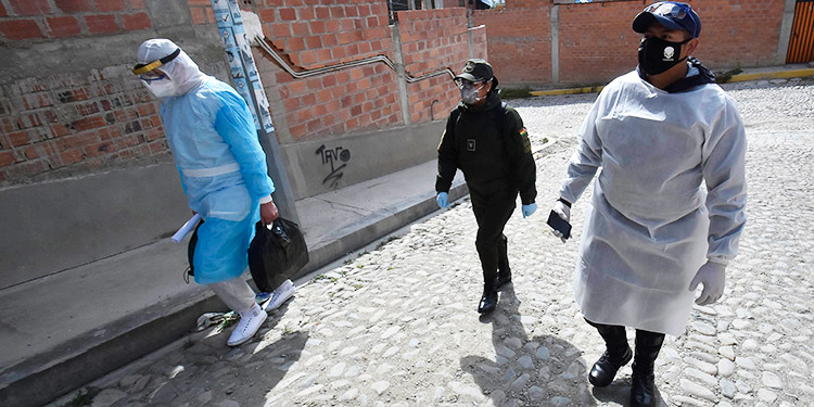 Más del 70 % de los contagiados con la COVID-19 en Bolivia se recuperaron