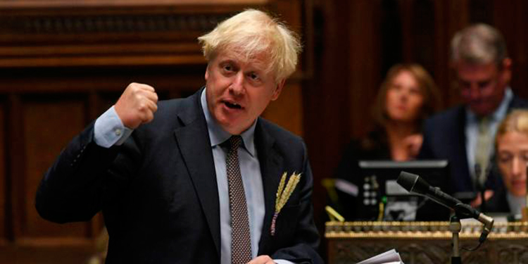 Boris Johnson defiende su controvertida revisión del acuerdo de Brexit