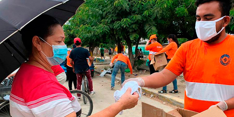 Según infectólogo: Casos de COVID-19 están en fase “meseta”