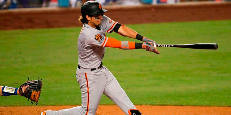 Mauricio Dubón brilla en quinto triunfo consecutivo de SF