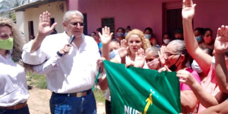 Nueva Ruta juramenta grupos de apoyo