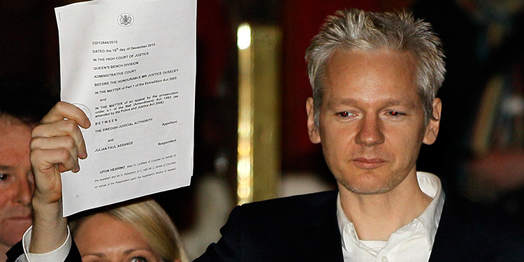 Trump ofreció perdonar a Assange