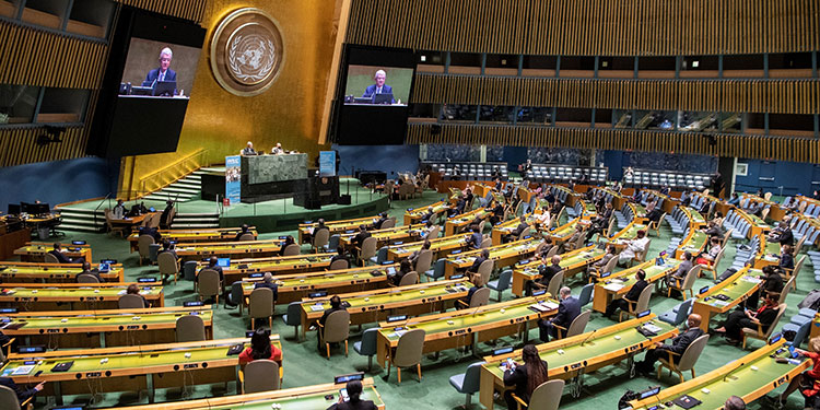 EE.UU. arruina la fiesta del multilateralismo con sanciones contra Irán y Maduro