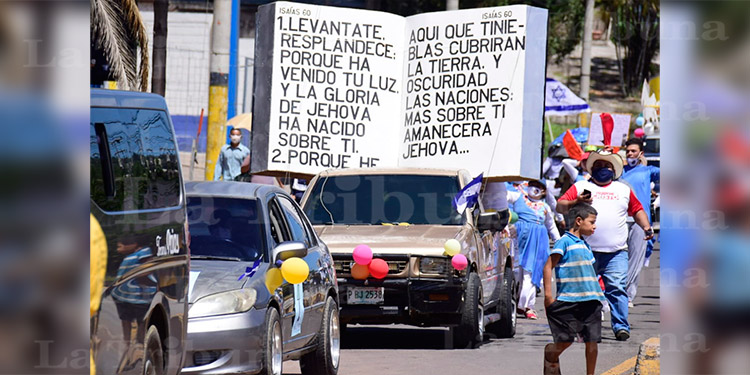 Hondureños celebran el ‘Día de la Biblia‘ en medio de la pandemia (Video)