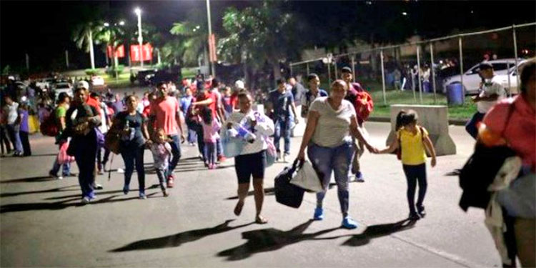 Sale una nueva caravana hacia EE. UU., la primera desde el paso de las tormentas Eta e Iota