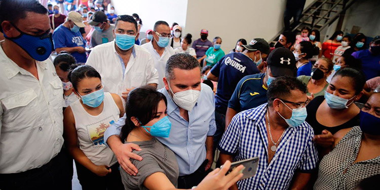 Dirigentes de barrios y colonias ratifican apoyo a David Chávez y a "Papi a la Orden"