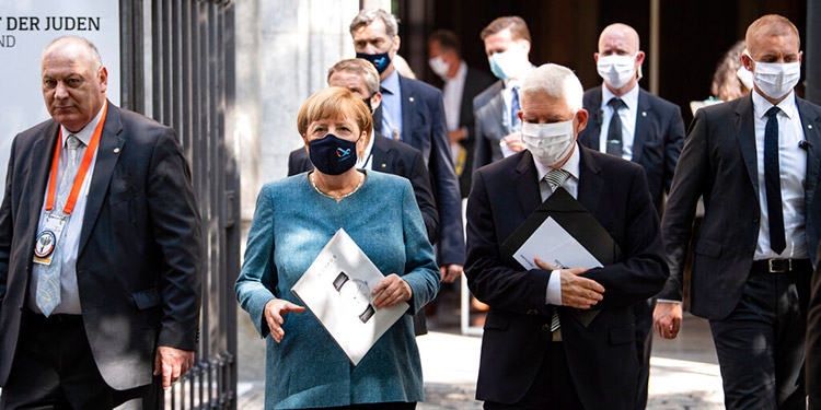 Merkel denuncia creciente antisemitismo en Alemania