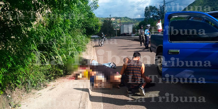 Sicarios matan a una pareja en el Anillo Periférico en la capital