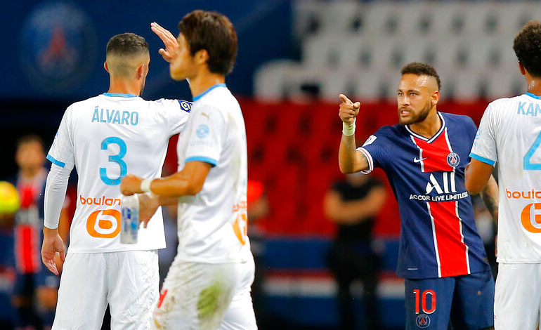 Neymar expulsado acusa a Álvaro González de "racismo"