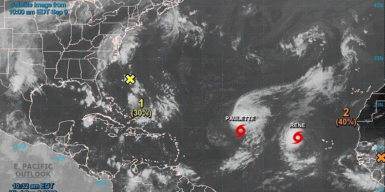 Rene vuelve a ser tormenta tropical cerca de Paulette en aguas del Atlántico
