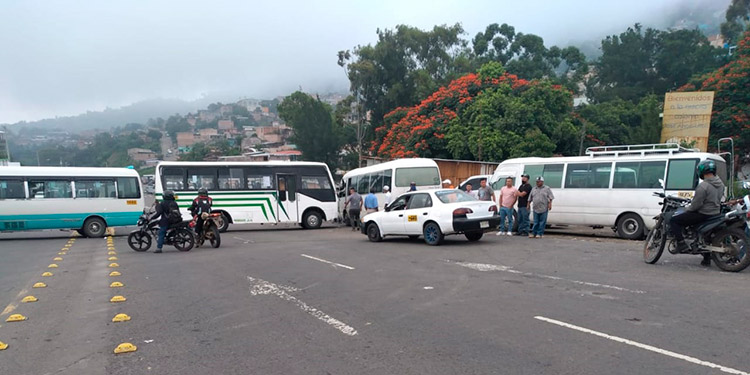 Aclara comisionada: Unidades del transporte se llenarán conforme avance la reactivación económica