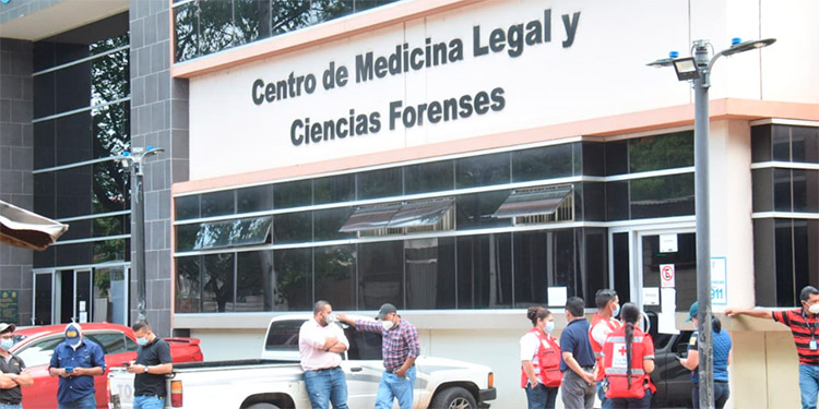 En mantenimiento se encuentran los cuartos fríos de la morgue capitalina