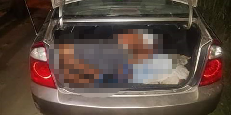 Dos hombres estrangulados hallan en baúl de un carro