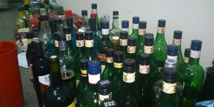Decomisan bebidas alcohólicas vencidas en Comayagüela