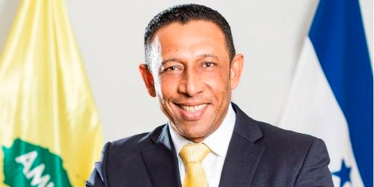 “El Negro” Cano buscará diputación por Olancho con “Tito” Asfura