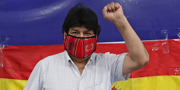 Evo Morales dice que tres países ofrecen tratarlo por COVID