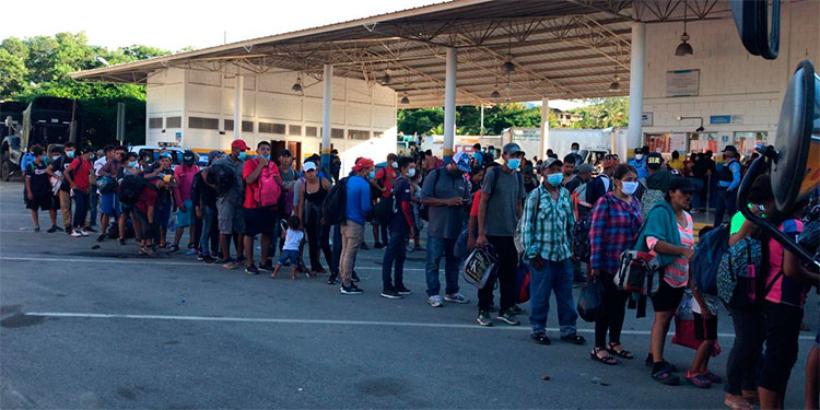 El 56% de hondureños que salieron en caravana migrante han retornado al país