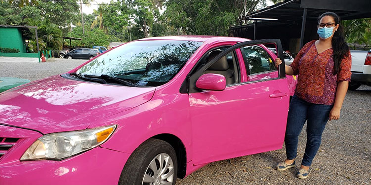 Programa “Taxis Rosa”generará empleo a mujeres