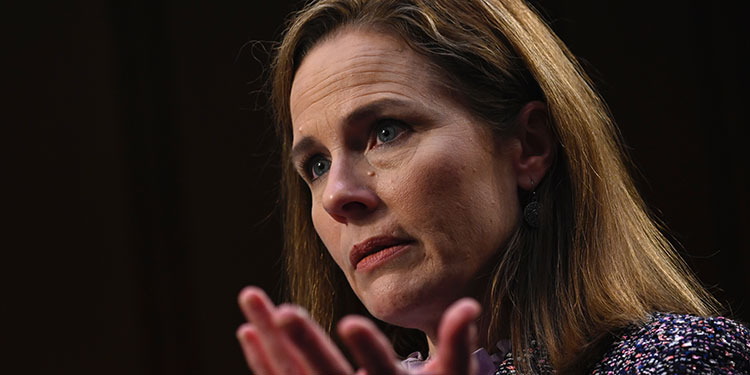 Jueza nominada por Trump evita pronunciarse sobre los poderes del presidente
