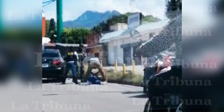 Tras persecución y balacera capturan a hombre en Tegucigalpa