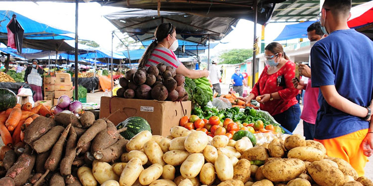 Los hondureños cambian sus patrones de consumo