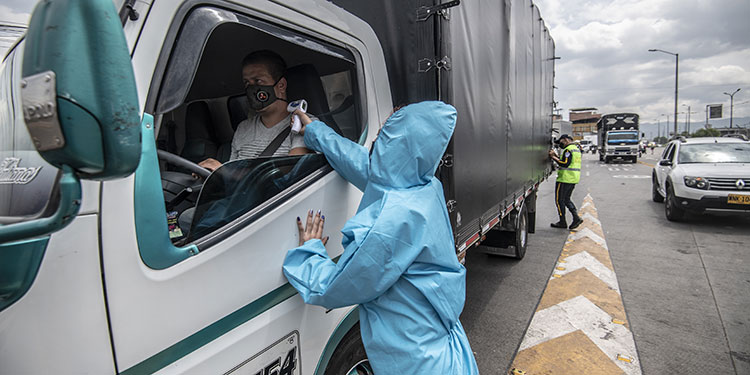 OPS advierte sobre "intensa transmisión" de COVID-19 en el Caribe