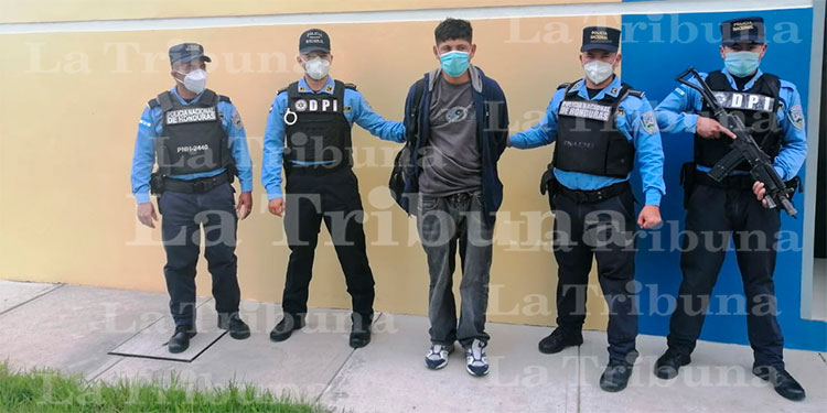 Arrestan a sospechoso por robo de 30 mil lempiras en un laboratorio clínico