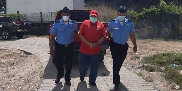 De agresiones sexuales acusan a vigilante