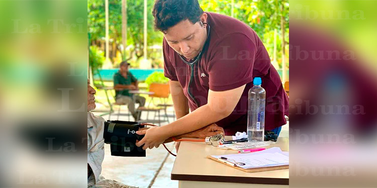 Suman 47 las muertes de médicos hondureños por COVID-19