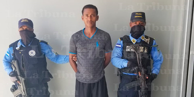 Cae exmilitar acusado de tres delitos en Gracias a Dios