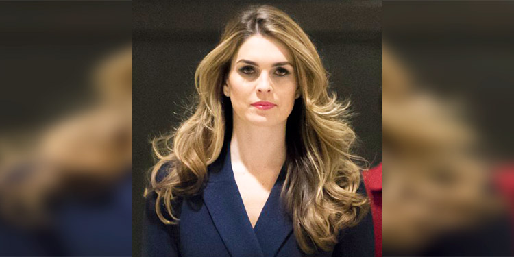 ¿Quién es la asesora señalada como posible nexo de contagio de Trump?