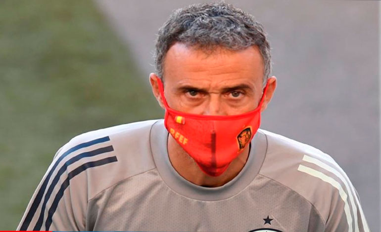 Luis Enrique "encantado" con la "fase de reestructuración" del Barcelona