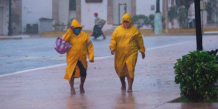 México desaloja a 39,290 personas y despliega más de 10,000 agentes por Delta