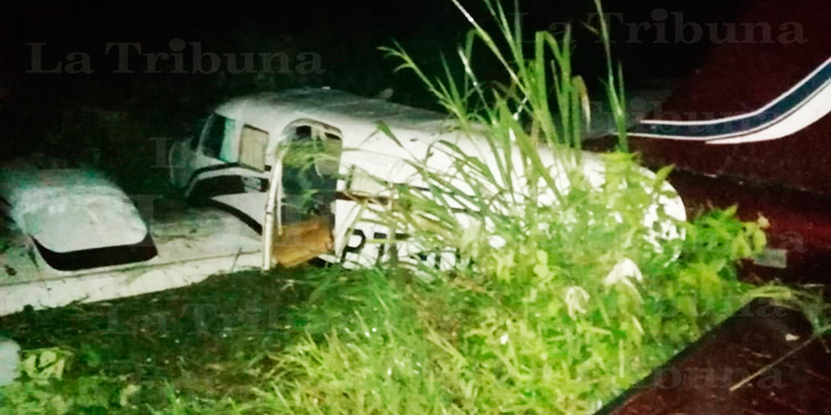 FFAA aseguran una narcoavioneta en Gracias a Dios